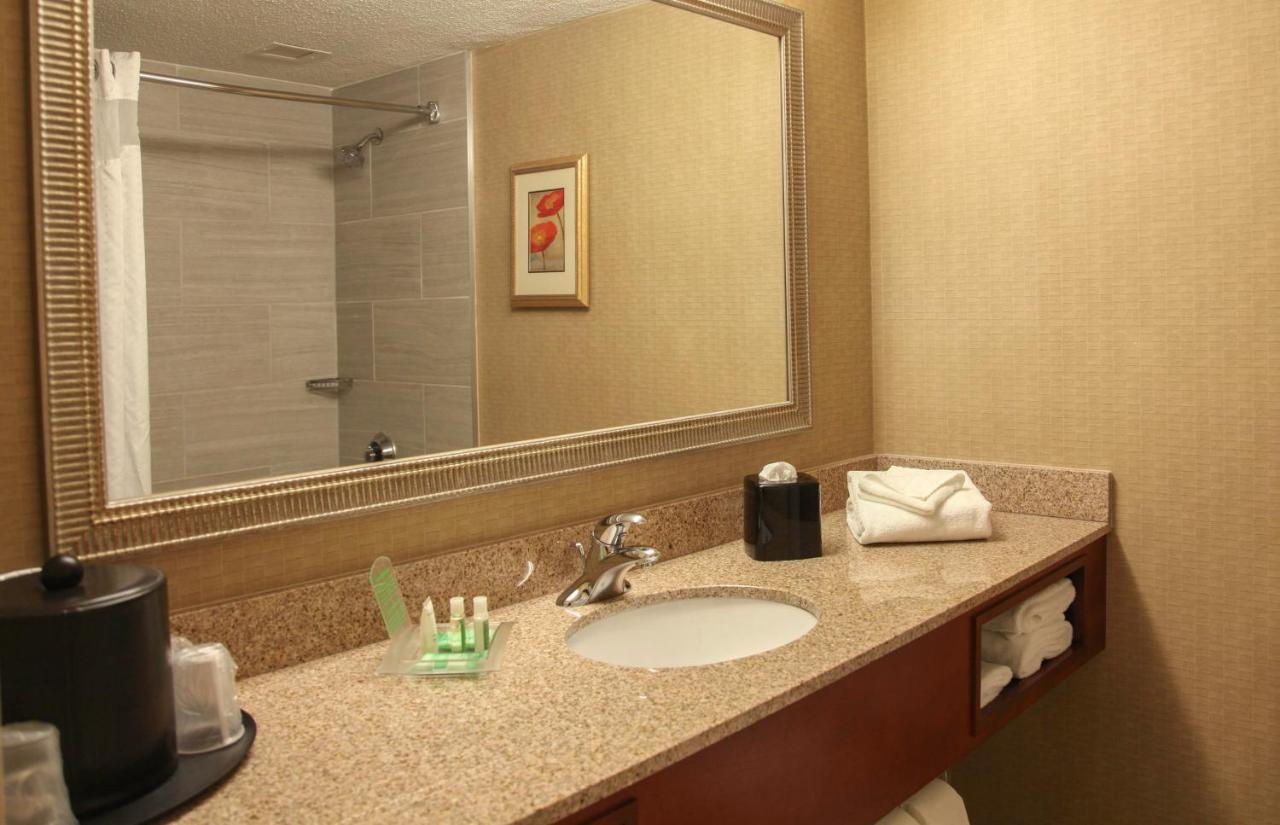 Holiday Inn Dayton/Fairborn I-675 By Ihg מראה חיצוני תמונה
