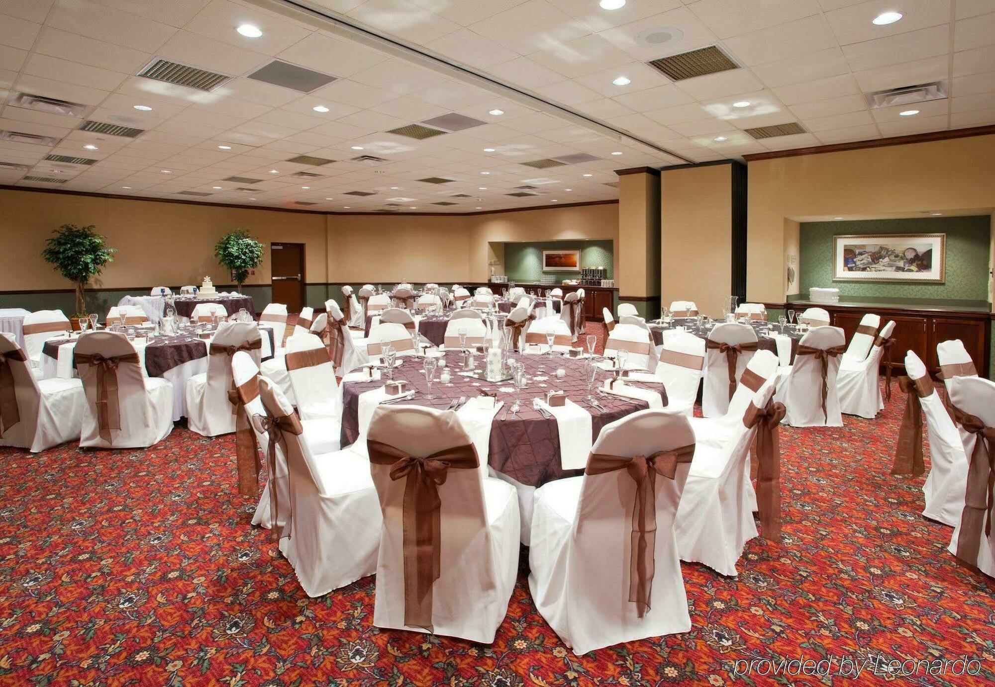 Holiday Inn Dayton/Fairborn I-675 By Ihg מראה חיצוני תמונה